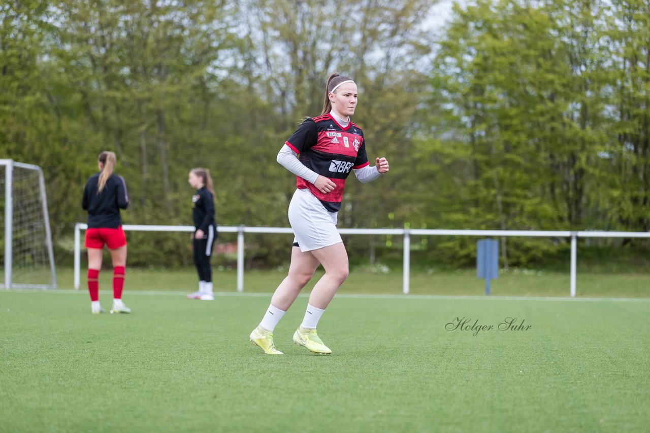 Bild 181 - Co-Trainerin der Frauen Nationalmannschaft Britta Carlson in Wahlstedt